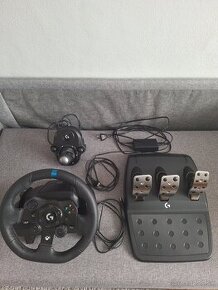 Logitech G923 + shifter