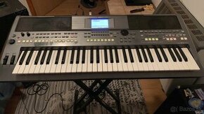 Predám kláves yamaha psr s670 funkčne..