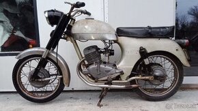 Laverda 200 Twin, 200cc OHV - 1