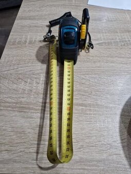 Meter Makita s držiakom na opasok - 7.5m, B-57174