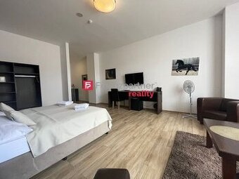 Apartmánové bývanie v centre mesta (F495-111-ANMi)