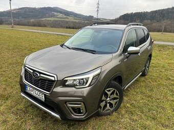 Subaru Forester 2.0i-L e-Boxer MHEV Pure Lineartronic1