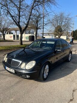 Predám Mercedes E, E211