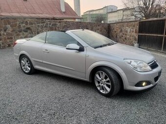 Opel Astra cabrio 1.8 benzin rv,2008 TOP STAV