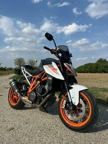 KTM 1290 Super Duke  R - 1