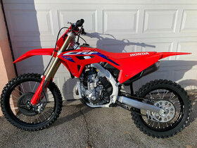 Honda CRF 250 R 2024 - 1