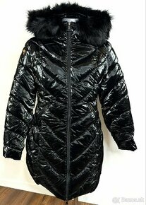 Dámska páperová bunda / kabát Moncler