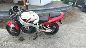 Honda CBR 900 RR - 1