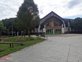 Na predaj obchodný priestor na prízemí v nákupnom centre Trž - 1