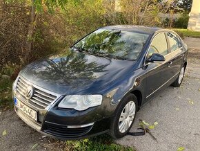 Volkswagen Passat 2.0 FSI Highline