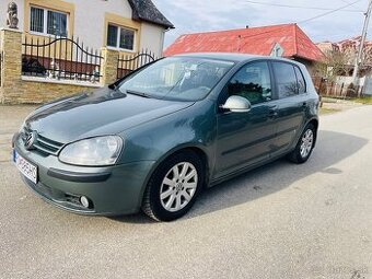 Predám Volkswagen Golf 5