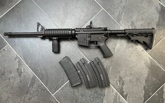 Samonabíjacia guľovnica AR-15 - 1