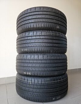 Predám 4-letné pneumatiky Pirelli P Zero 225/40 R18