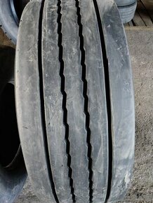 Pneu 385/65R22,5