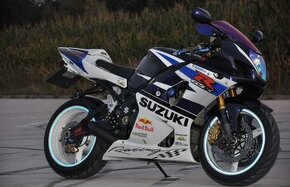 Suzuki gsxr 1000 K4 - 1