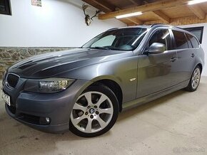 BMW radu 3 E91 180KW  X- Drive 6 AT  LCI Navi BiXenón.