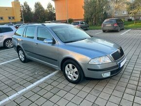 Škoda Octavia Combi 2.0 TDI Elegance - 1