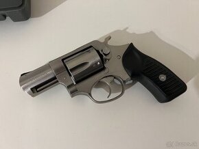 Revolver Ruger SP 101