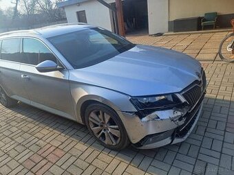 Skoda superb 2.0 tsi  206 kw 4x4 2017 pojazdné