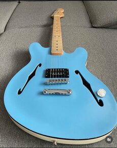 Squier Starcaster - 1