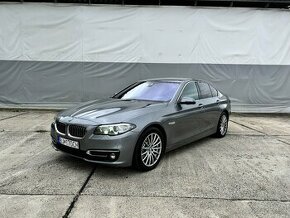 BMW 530d xdrive Luxury - 1