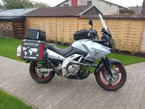 Suzuki DL650 V-Strom - 1