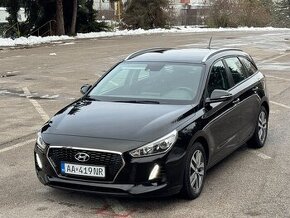 i30 1.4 T-GDi 103kw benzin,71tis.km 1.majitel