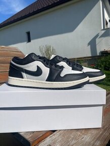 Nike Air Jordan 1 Low Vintage Panda