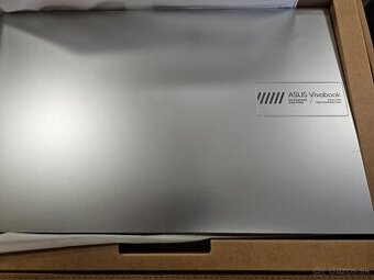 Asus VivoBook E1504GA