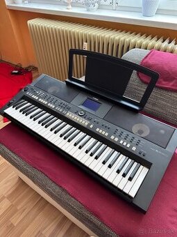 Yamaha Psr- s650