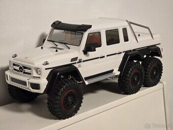 RC model Traxxas Mercedes Benz G TRX-6 6X6 - 1