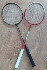 Predam nove rakety na bedminton+kosiky