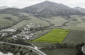 Stavebný pozemok na výstavbu rodinných domov v Párnici - 1