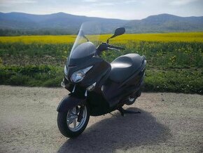 Suzuki Burgman 125cm r.v 2016 - 1