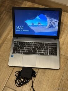 Asus notebook - 1