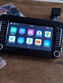 nové 2 din autorádio 2gb RAM/64gb ROM + CARPLAY do ŠKODA, VW