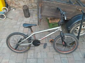 Bmx dema hornet - 1