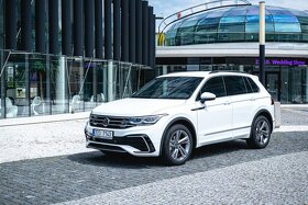 VW Tiguan R-Line 2,0 TDI 110 kW 4M 7DSG - 1