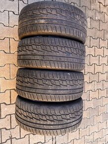 225/45R17 Matador zimne