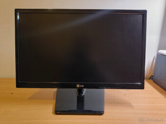 22" LED Monitor - LG IPS224V-PN