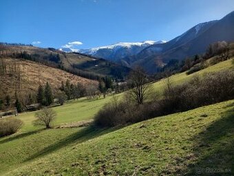 Nadherny pozemok vo Vratnej doline