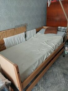 Polohovateľná posteľ