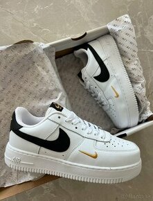 Nike Air Force 1 tenisky bielo čierno zlaté