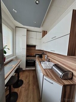 PREDAJ - 3 izbový byt s balkónom, Edelényska ulica, Rožňava