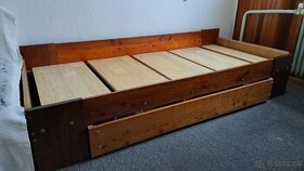 Predám drevenú posteľ