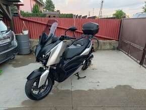 Yamaha xmax 125