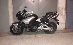 predám moto Suzuki BKing GSX1300BK