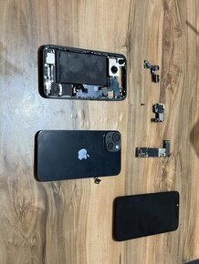 Predám Apple iPhone 14 Black Na Náhradné diely