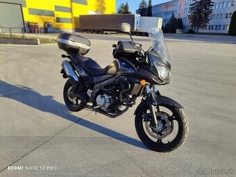 Suzuki DL 650 Vstrom , 50kw , r.v 4/2014, STK a Ek