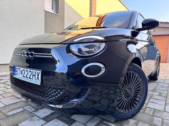 FIAT 500E, LEN 13 732 KM, MODEL 2023, AKO NOVÁ, V ZÁRUKE